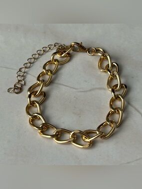 Gold Chain Link Bracelet